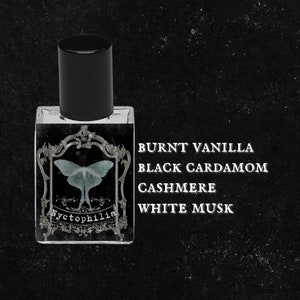 NYCTOPHILIA // Burnt Vanilla, Black Cardamom, Cinnamon, Resin, Cashmere, White Musk, Patchouli, Cedar // Witchy Gothic Perfume Oil