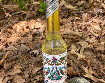 Peruvian Florida Water, Shamanic Altar and Mesa Tool for personal and space clearing (Murray & Lanman 270 ml)