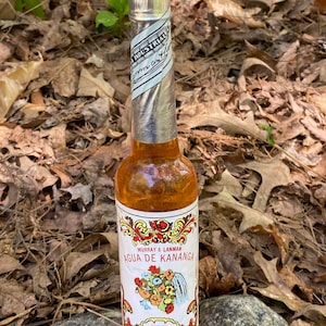 Peruvian Kananga Water, Shamanic Altar and Mesa Tool for deep personal and space clearing (Murray & Lanman 221 ml)