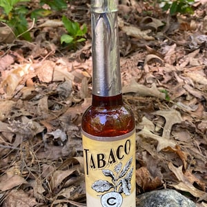 Peruvian Tobacco Water, Shamanic Altar and Mesa Tool for personal and space clearing (Murray & Lanman 221 ml)