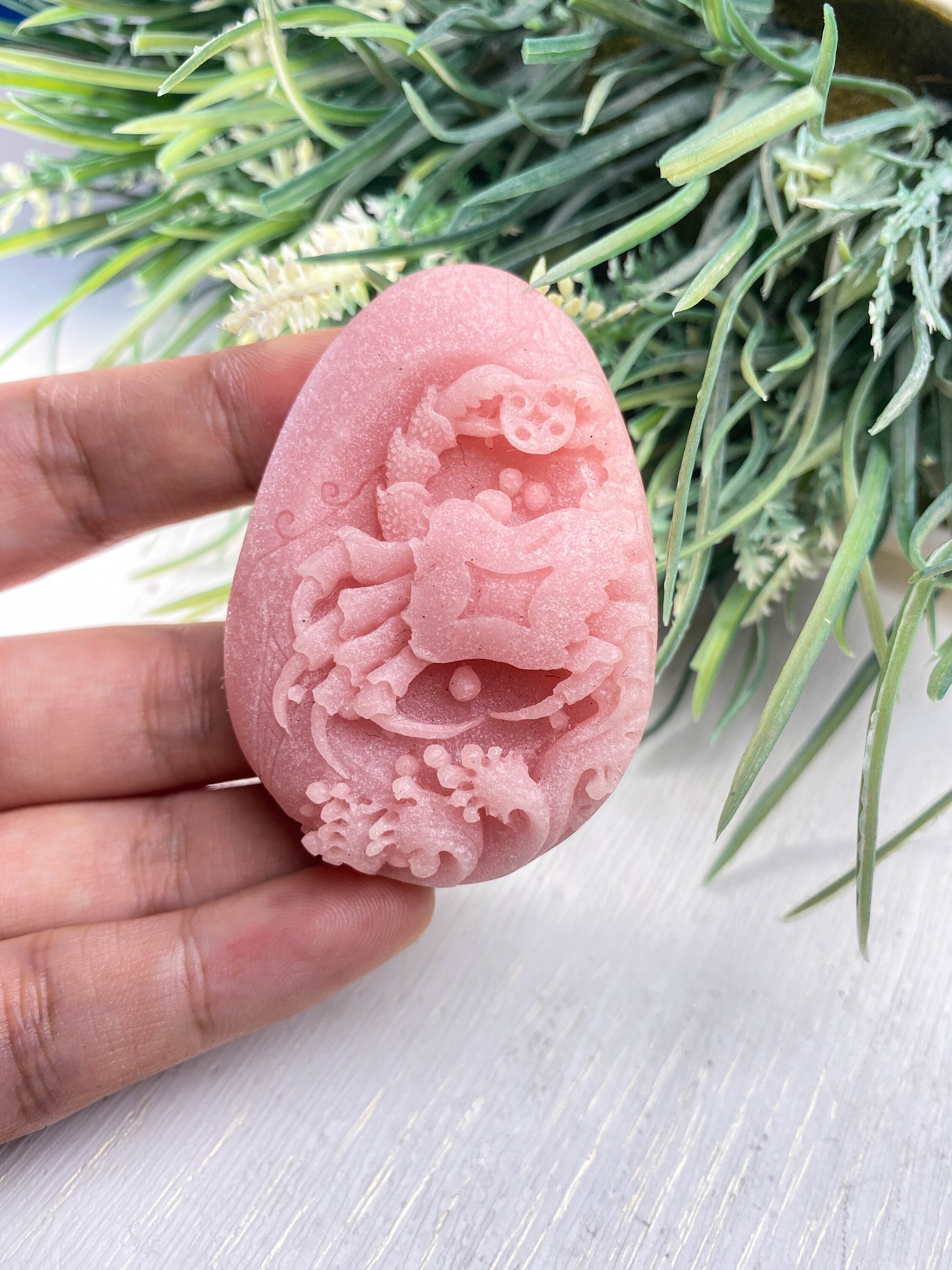 蝶の置物 天然石 ピンク 大幅値下げSALE中 桜瑪瑙とカーネリアン 置物