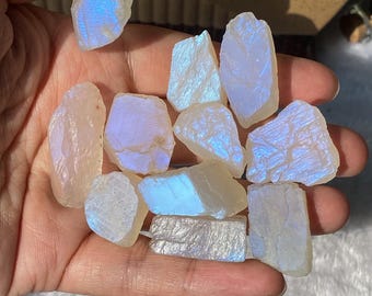 Raw White Gorgeous  Moonstone, Gorgeous Rough Stone, Natural Raw Moonstone, Natural Gemstones, Pocket Crystal Stone, Moonstone Crystal