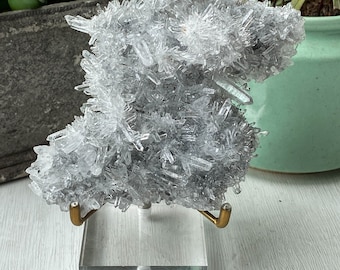 Natural Raw Clear Quartz Cluster , Crystal Collection , Crystal Gifts ,  Natural Mineral Specimen, Raw Quartz , Crystal Decoration