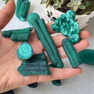 Natural Green Raw Malachite Specimen, Velvet Malachite Botryoidal Crystal, Rough Clusters Shiny Crystals , Mineral Specimen , Rare Gift