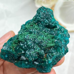 Natural Stunning Green Dioptase , Mineral Specimens From Congo,  Green Dioptase Specimen, Excellent Dioptase, Raw Specimen ,Raw Quartz