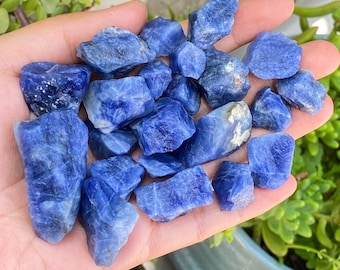 Roher Tansanit Kristall Natürlicher Zoisit Rohstein aus Tansania für die Schmuckherstellung Meditation Altar Dezember Birthstone Geschenk