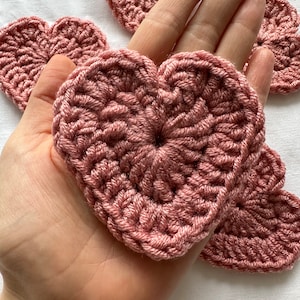 10 Pieces Powder Crochet Heart / Sew On Your Clothes / Valentines Gift/ Gift For Her