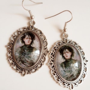 Edward Scissorhands earrings, 90s horror movie necklace pendant Johnny Depp Halloween jewelry for Tim Burton fans Christmas gift for friend