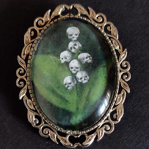 Skull cameo brooch, darkness witchy jewelry pin