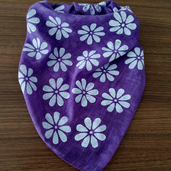 Purple daisy bandana, cotton block print scarf,  floral neck scarf, bandanna for women,