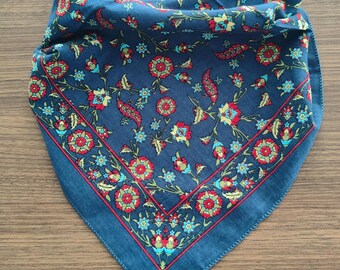 Boho Floral Cotton Bandana, Screen Printed Blue Floral Neck Scarf, Hair Accessory for Women, Square Cotton Bandana, Summer Fashion