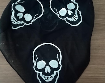 Black Skull Print Bandana, Gothic Punk Rock Neck Scarf, Halloween Accessory,