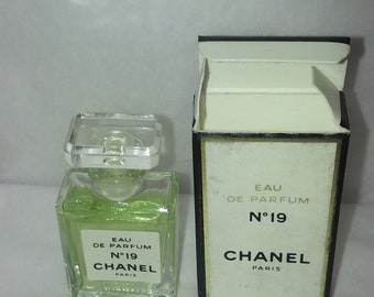 Chanel No 19 Eau De Parfum 4 Ml Miniature Vintage 