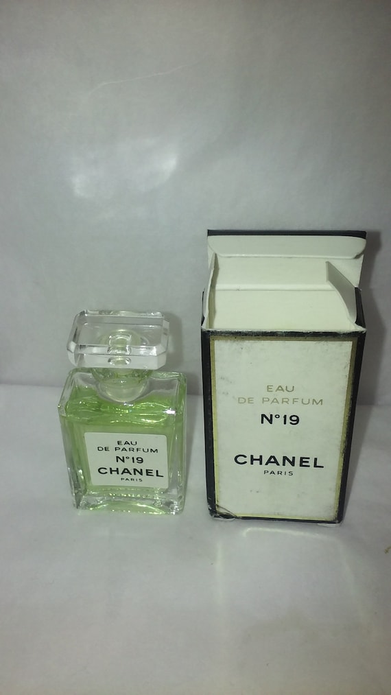 Chanel No 19 Eau De Parfum 4 Ml Miniature Vintage Etsy