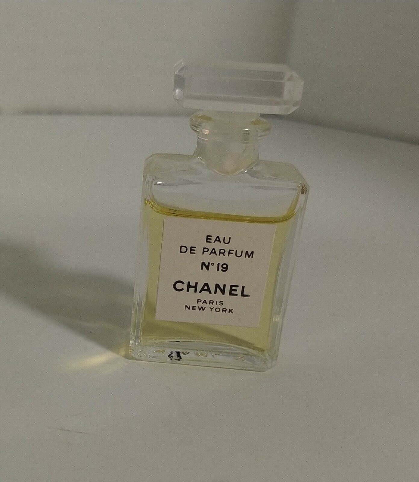 Vintage Chanel No 5 - 1/4 oz 7.5ml