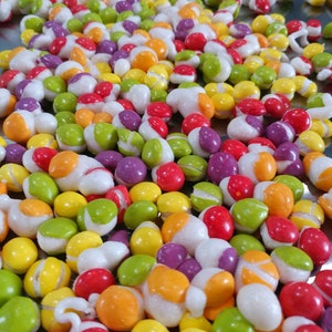 Freeze Dried Giggles - Freeze Dried Sour Giggles - Organic - Non-GMO - Dye Free Candy - FREE SHIPPING 35.00+