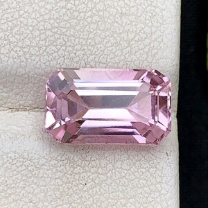 Light Pink Kunzite Gemstone - Emerald Cut Kunzite Gemstone , October Birthstone , 5.20 CT