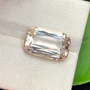 Cushion Cut Natural Golden Topaz Gemstone For Sale , November Birthstone , 14*9*6.3 MM