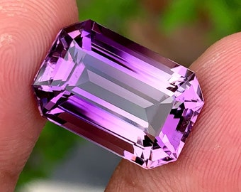 Natural Royal Purple Amethyst Gemstone With Unique Color Zoning , Emerald Cut Amethyst Gemstone For Jewelry - 14 CT