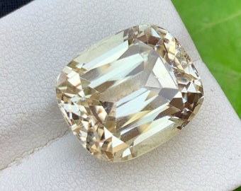 Gelber Kanarien KUnzit Edelstein zum Verkauf, Kissenform Triphane Kunzit Edelstein, 19.70 CT