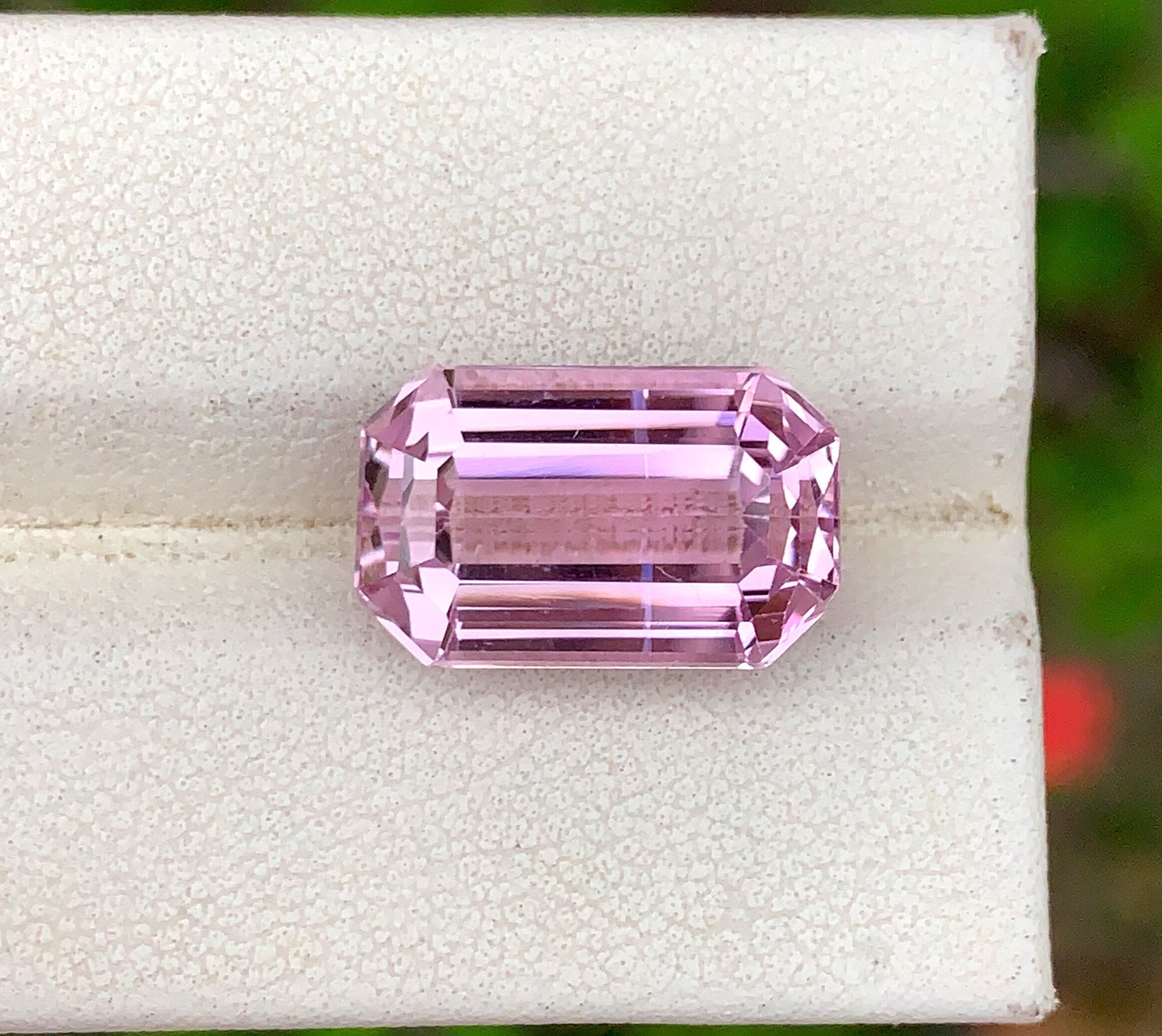 ピンククンザイト クンツァイト 宝石 の事なら直輸入価格のルース屋さんジュエル