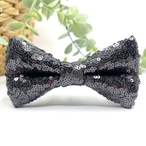 Silver Gray bow tie, Smoked Gray bow tie, Sequin bow tie, Wedding bow tie, Groom bow tie, Ring bearer, Bow Tie for men, baby, boy, kids