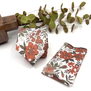 Copper Rust Floral Tie, Brown Rust Tie, Terracotta tie, Ecru Background tie, Slim Necktie, Groom Necktie, Groomsmen Necktie, Weddings Tie