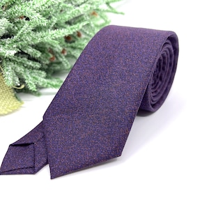 Deep Purple Linen Slim Necktie: Groomsmen Wedding Tie