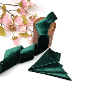 Emerald Green Velvet Necktie: Slim Wedding Tie, Groomsmen Gift