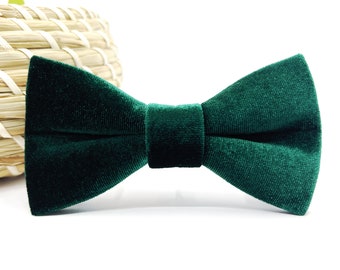 Emerald Green Velvet Bow tie, Velvet bow tie, Wedding bow tie, Groom bow tie, Ring bearer, Bow Tie for men, baby, boy, kids