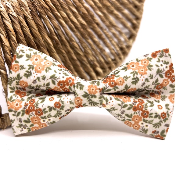 Nœud papillon orange brûlé, Nœud papillon floral, Nœud papillon fond écru, Nœud papillon de marié, Nœud papillon de garçons d'honneur, Nœud papillon de mariage, Cravate assortie