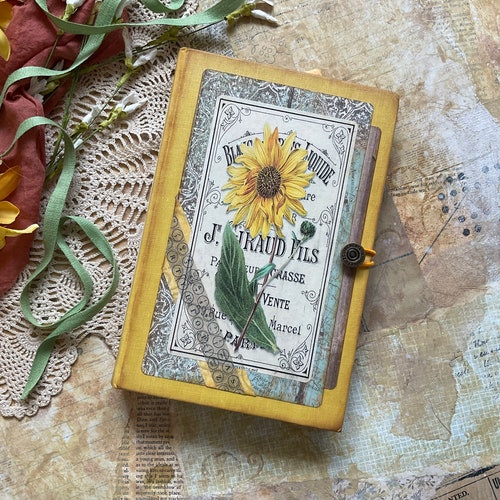 Handmade Vintage Junk Journal | Sunflower Themed Journal | shops Keepsake Notebook