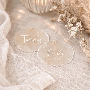 Personalized place cards made from shell discs - wedding, summer wedding - name cards, table cards - delicate mother-of-pearl discs