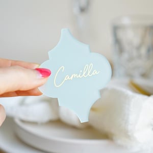 Elegante Platzkarten aus Acrylglas - personalisierte Namenskärtchen Hochzeit - Gastgeschenk