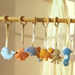 Baby play gym ocean. Hanging felt toys Whale, Octopus, Crab, Dolphin, Shell, Seahorse. Nautical play gym. Baby gym toys set. Stroller toy.