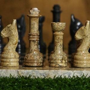 Handmade Marble Chess Pieces – Onyx Stone Set, Home Decor