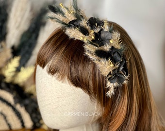 Couronne de mariée gothique, Coiffe de mariée en hortensia noir et herbe de pampa, peigne à cheveux boho, bouquet de mariée boho, éventail de mariée Pampasgrass