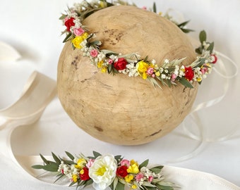 Krone aus Wiesenblumen und Papierrosen, Blumengürtel für Kommunion, Kommunionkleidgürtel, getrocknete Blumenkrone, Bunte Blumenkrone