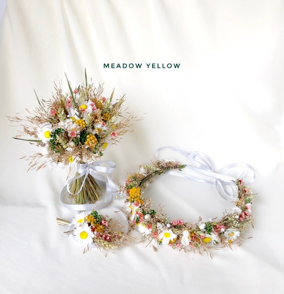 Crowns of Meadow Flowers, Series Meadow Yellow, Head Wreath of