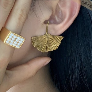 Antique Gold Tone Ginkgo Leaves Stud Earrings • Artsy Boho Ginkgo Earrings • 18K Gold-Plated Bronze Vintage Style Ginkgo Leaf Earrings