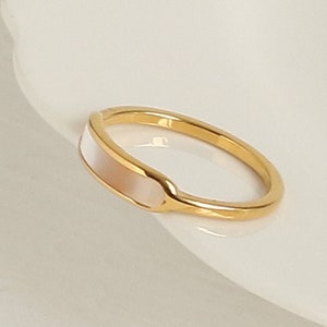 18kt Gold-Plated Titanium Steel Simple Mother of Pearl Ring • Minimalist Dainty Thin Ring • Unique Design Gold Pearl Ring Gift for Her