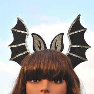 Halloween headband Batwing ears headpiece Bat crown Halloween bat costume headband Vampire gothic horror