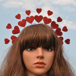 Heart headband valentine Queen of hearts crown Cupid headband Hearts tiara crown Queen of hearts costume Valentine headpiece