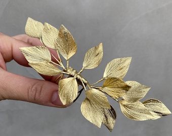 Gold Leaf Wedding Hair Comb: Bridal Headpiece, Handmade (5.5 inch)