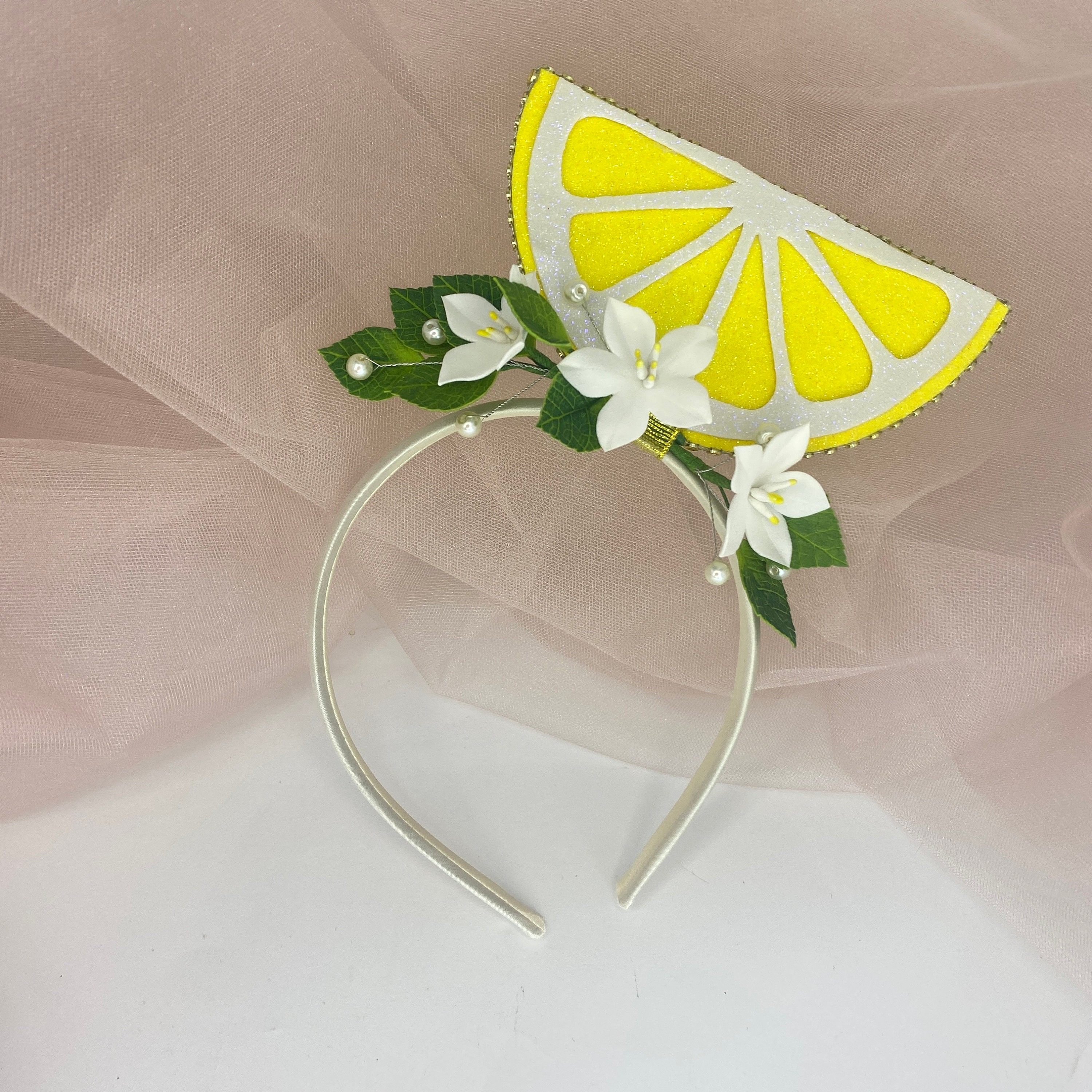NWT ⚜️?⚜️ Piper K Gorgeous Satin Lemon Print Headband Adult Lemon Headband – Coffee And Sparkle main image 2