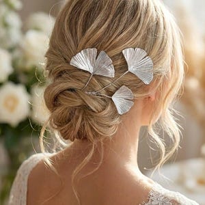 Gold Ginkgo Leaf Hair Comb: Handmade Bridal Headpiece