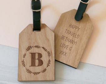 Initial Wreath Luggage Tag, Wooden Travel Tag, Personalized Letter Luggage Tag, Travel Gift For Her, Personalised Wreath Initial Luggage Tag