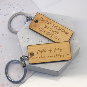 Wooden Date Keyring, Special Date Keyring, Written Date Keyring, Anniversary Gift, Gift For Him, Personalised Written Date Keyring
