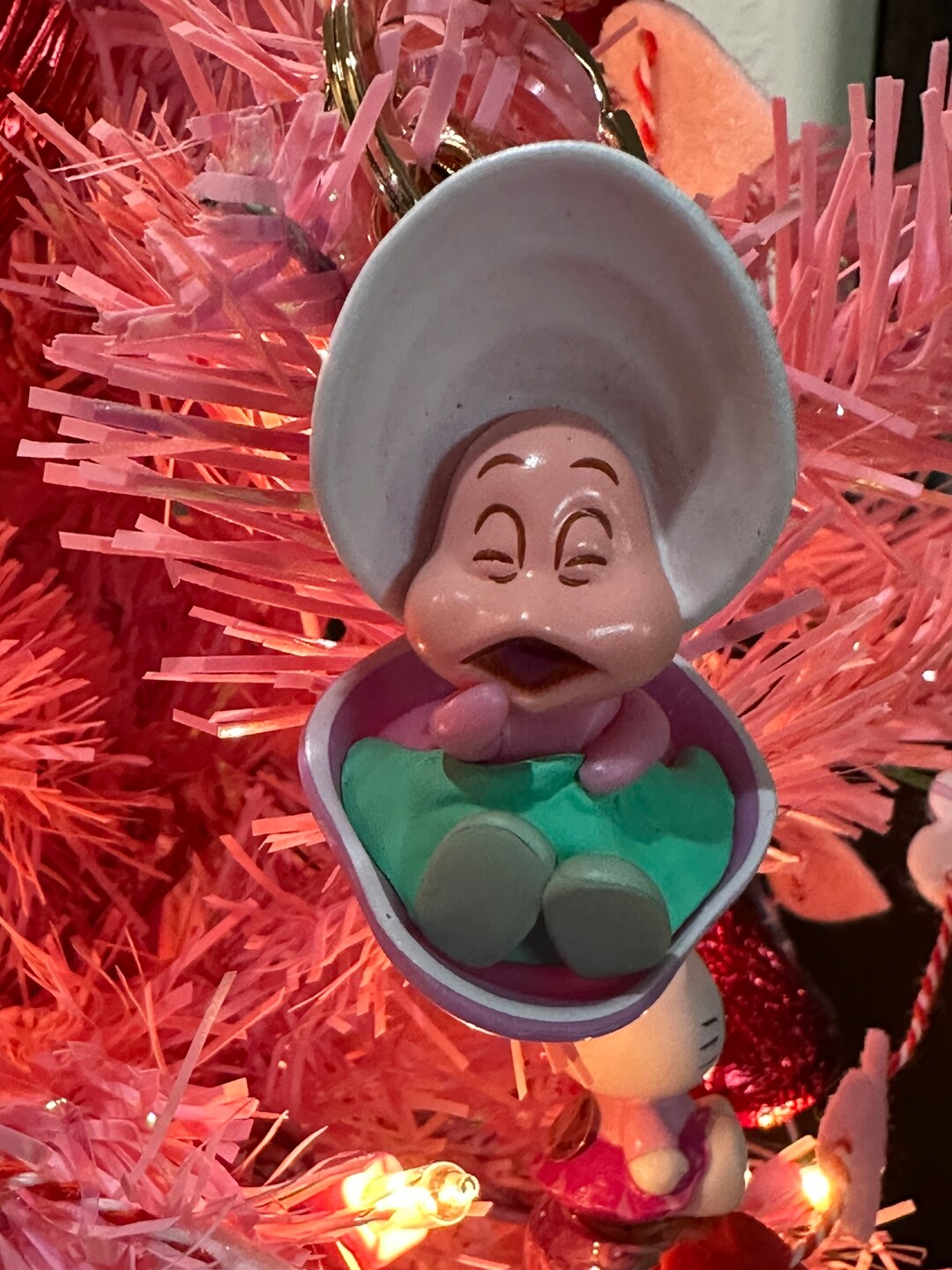 Alice in Wonderland Inspired Oyster Keychain, Cute Baby Oyster