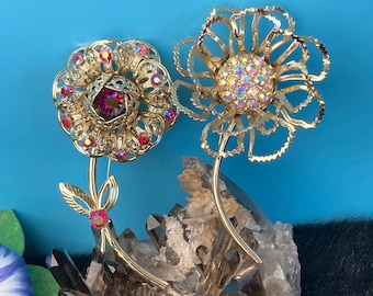 Sarah Coventry brooch, vintage Sarah Coventry jewelry, vintage large rhinestone flower brooch, 1960s floral brooch, flower jewelry
